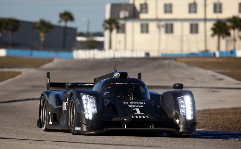 Sebring11-test-0038w